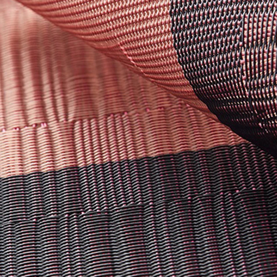 Elegance Weave Heat-Resistant Placemats