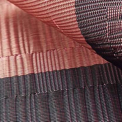 Elegance Weave Heat-Resistant Placemats