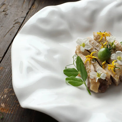 Plato de cerámica irregular blanco para cocina occidental, vajilla ondulada para el hogar, bandeja para postres y frutas, decoración para restaurante y hogar.