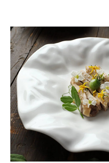 Plato de cerámica irregular blanco para cocina occidental, vajilla ondulada para el hogar, bandeja para postres y frutas, decoración para restaurante y hogar.