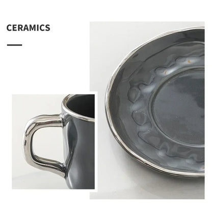 Juego de taza y platillo de cerámica: elegancia en cada sorbo