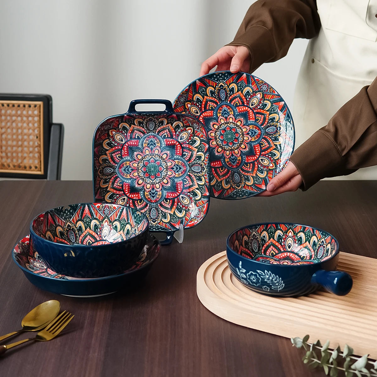 1Pc/2Pcs Bohemian Ceramic Tableware, Unique Floral Pattern Design, Bohemian Style Handmade Ceramic Tableware for Home Daily Use, Outdoor Camping Style Picnic, Restaurant Hotel Serving Plate, Home Decoration Tableware, Salad P