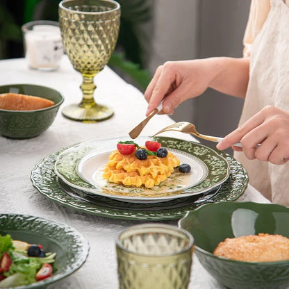 Nuevo juego de vajilla retro con plato de verduras y plato de pescado de cerámica combinado