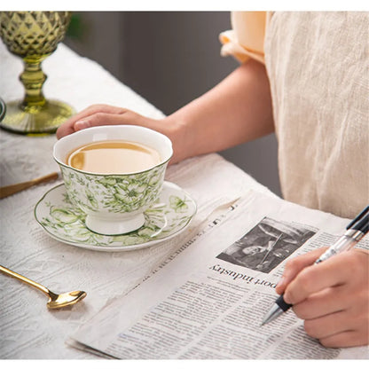 Nuevo juego de vajilla retro con plato de verduras y plato de pescado de cerámica combinado