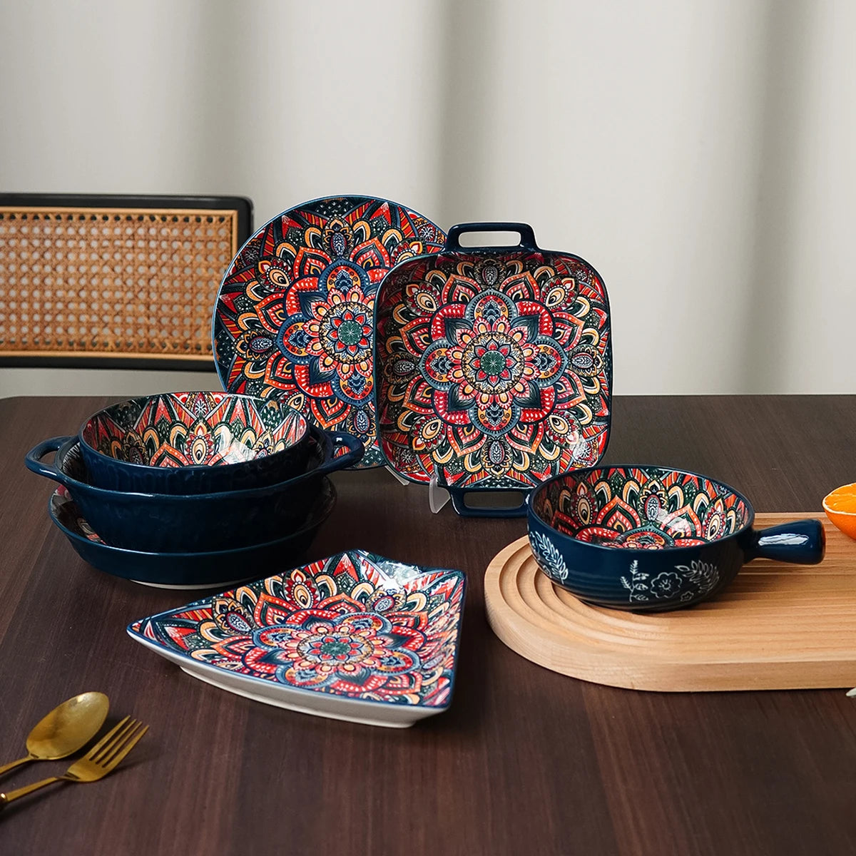 1Pc/2Pcs Bohemian Ceramic Tableware, Unique Floral Pattern Design, Bohemian Style Handmade Ceramic Tableware for Home Daily Use, Outdoor Camping Style Picnic, Restaurant Hotel Serving Plate, Home Decoration Tableware, Salad P