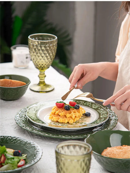 Nuevo juego de vajilla retro con plato de verduras y plato de pescado de cerámica combinado