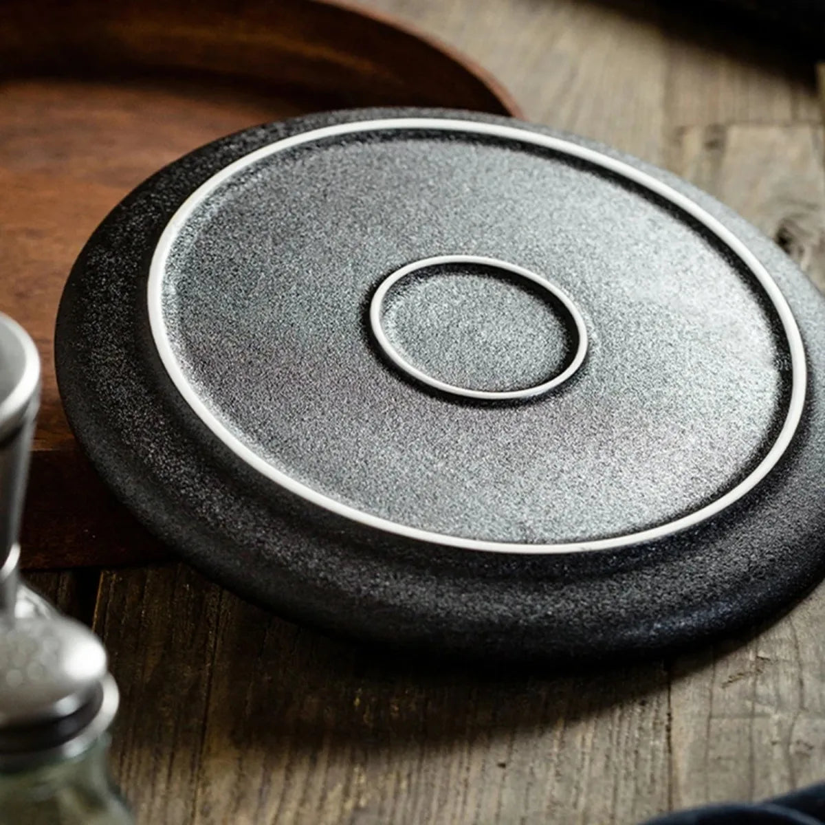 Japanese Style Black Ceramic Plate Set