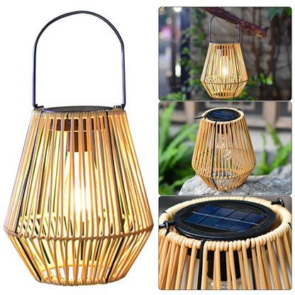 Lanterna solar de rattan SolaraWeave
