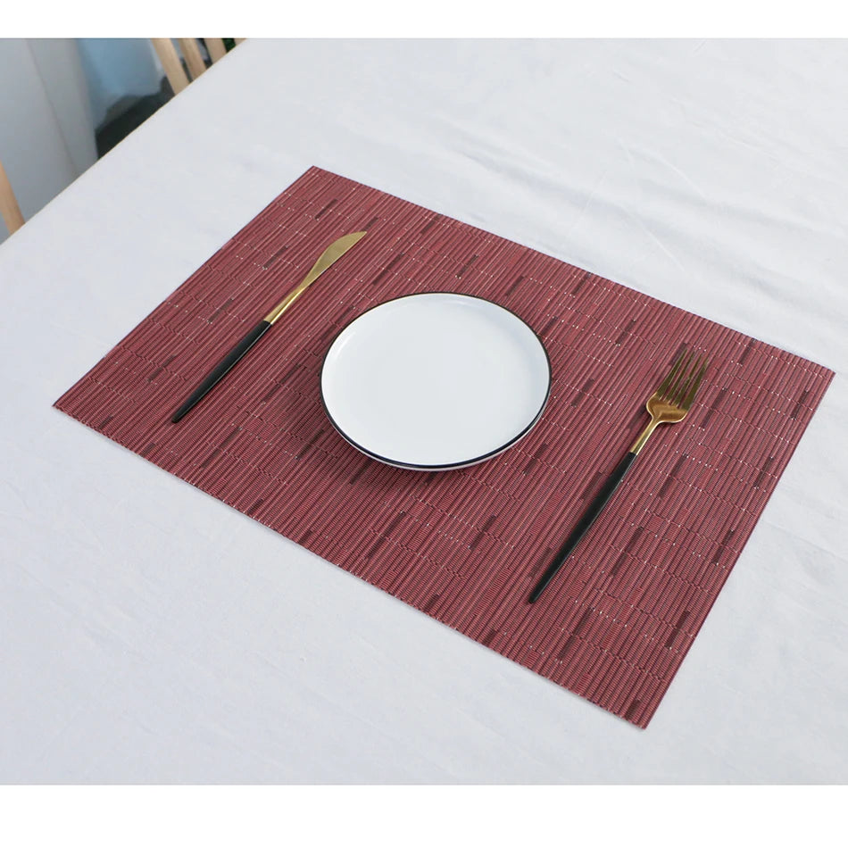 Elegance Weave Heat-Resistant Placemats